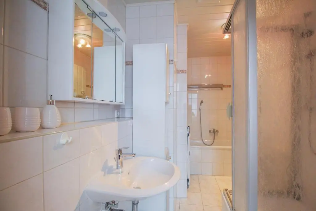 Badezimmer der Ferienwohnung Gartenblick I